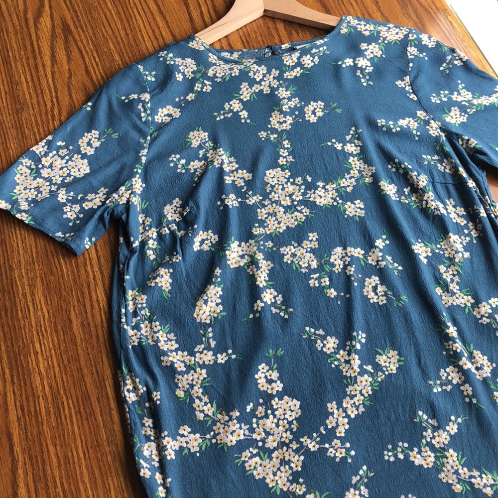 Floral short sleeve blouse